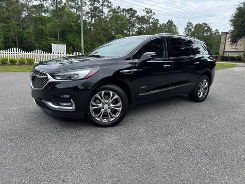 Used 2018 Buick Enclave Avenir AWD/4WD image 30