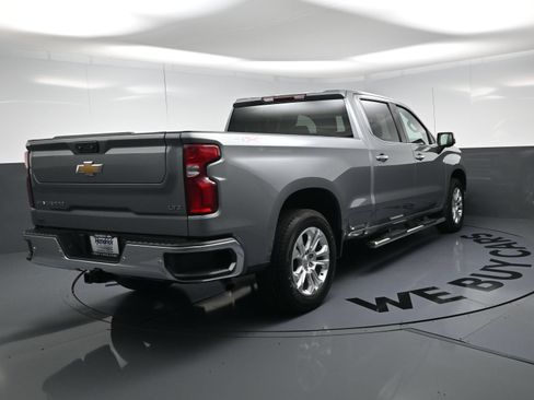 Used 2023 Chevrolet Silverado 1500 LTZ AWD/4WD image 9
