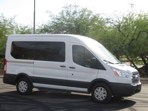 Used 2018 Ford Transit 150 XLT RWD image 4