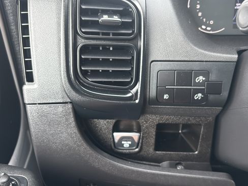 Used 2023 RAM ProMaster 1500 w/ LED Premium FWD image 16