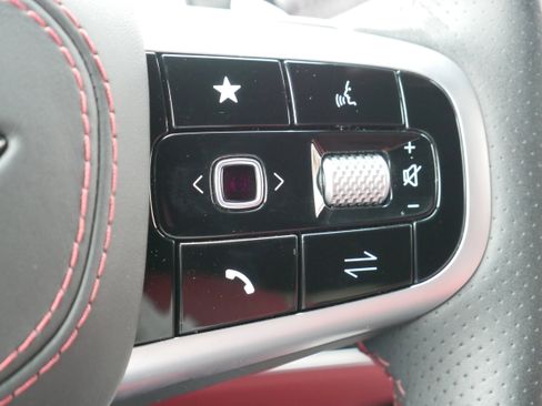 Used 2026 Genesis GV70 3.5T Sport Advanced image 28