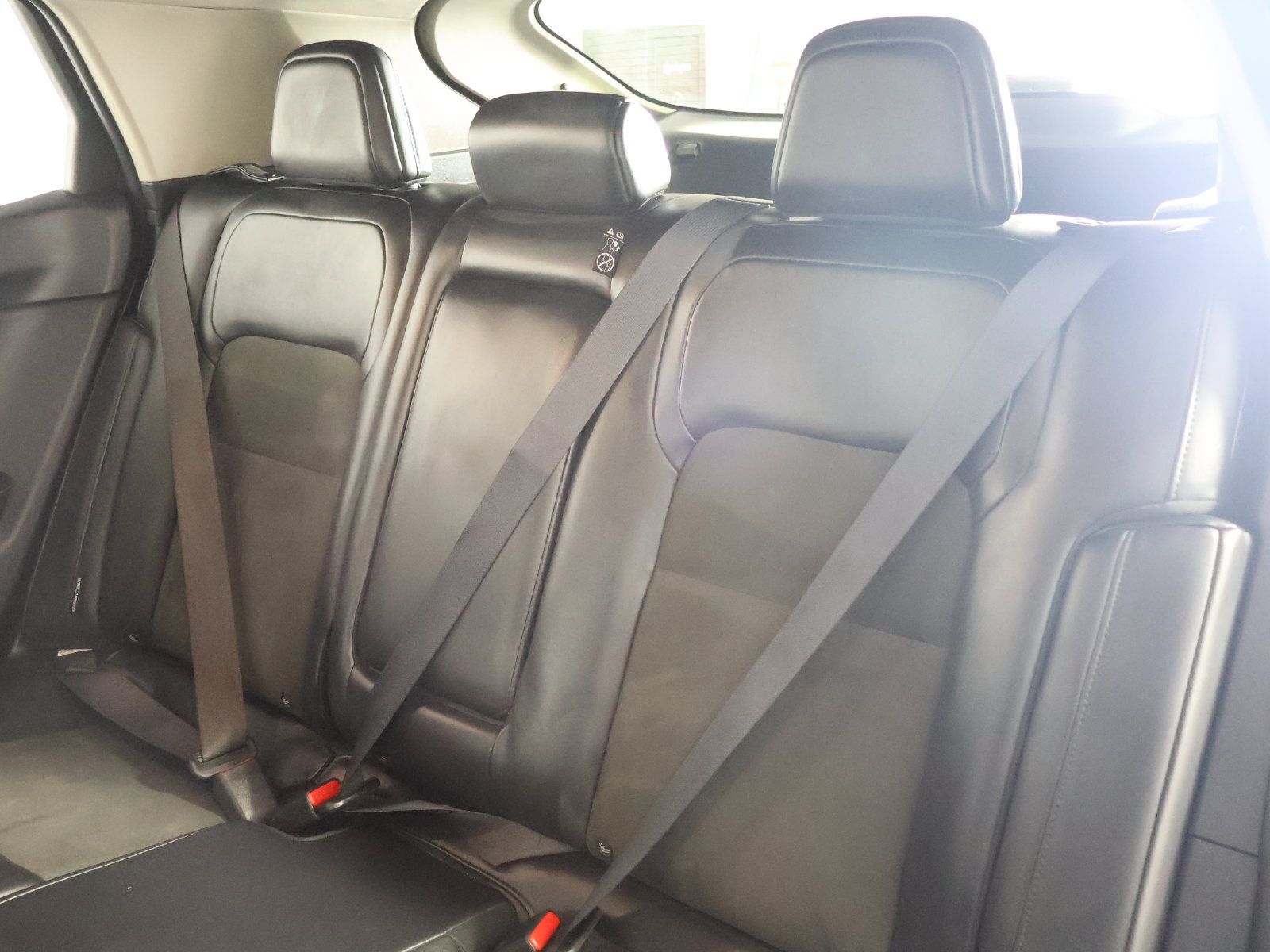 Used 2023 Nissan Ariya AWD image 44
