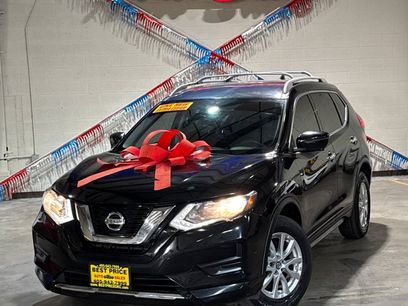 Used 2017 Nissan Rogue SV w/ SV Premium Package