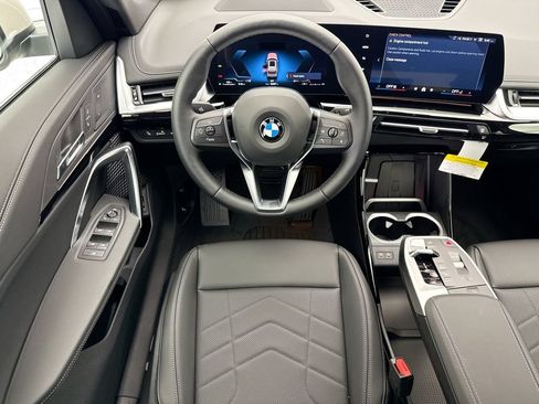 New 2026 BMW X1 xDrive28i w/ Technology Package AWD/4WD image 10