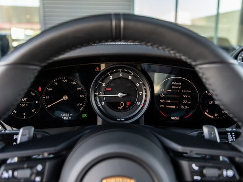 Certified 2024 Porsche 911 Carrera S image 29