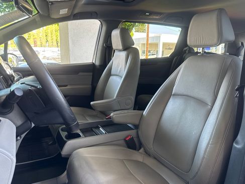 Used 2019 Honda Odyssey EX-L image 22