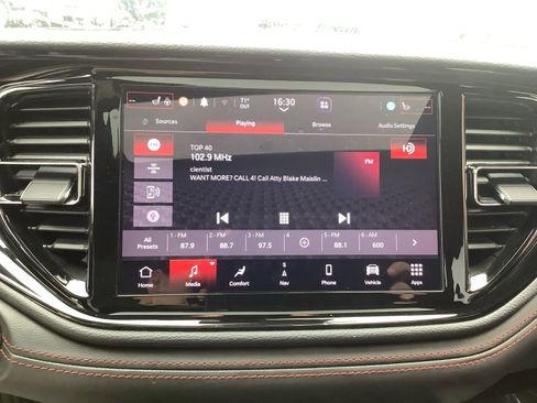 Used 2023 Dodge Durango R/T image 18