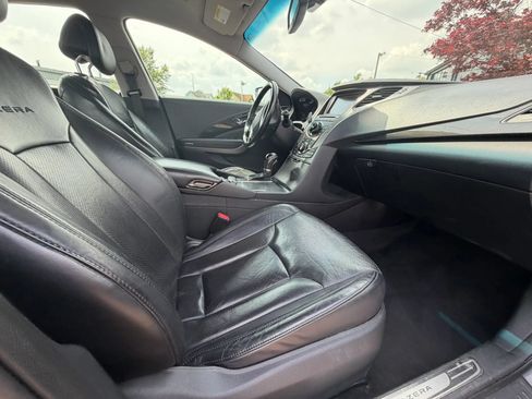 Used 2013 Hyundai Azera FWD image 16