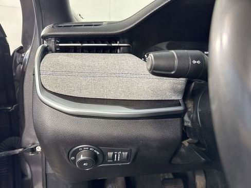 Used 2023 Jeep Compass Latitude w/ Sun and Sound Group image 14