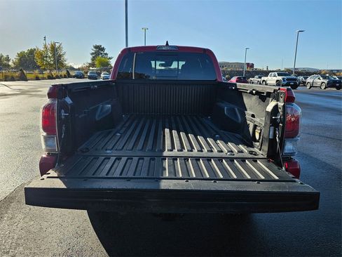 Used 2023 Toyota Tacoma TRD Sport image 14