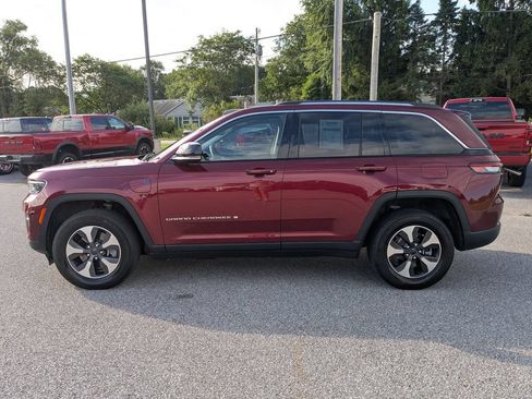 Used 2023 Jeep Grand Cherokee 4WD 4xe image 8
