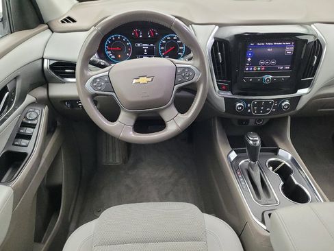 Used 2020 Chevrolet Traverse LT FWD image 22