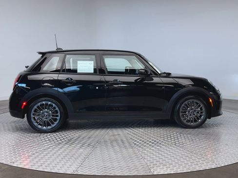 Certified 2025 MINI Cooper S image 9