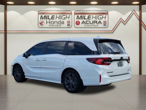 New 2026 Honda Odyssey Touring image 6