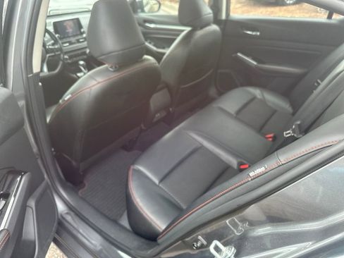 Used 2024 Nissan Altima 2.5 SR image 16
