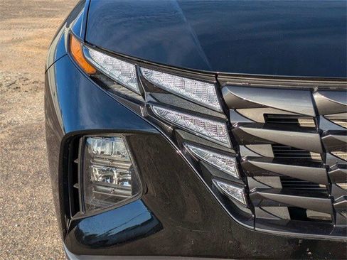 Used 2024 Hyundai Tucson SE image 10