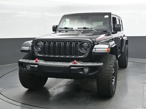 Used 2024 Jeep Wrangler Unlimited Rubicon AWD/4WD image 8