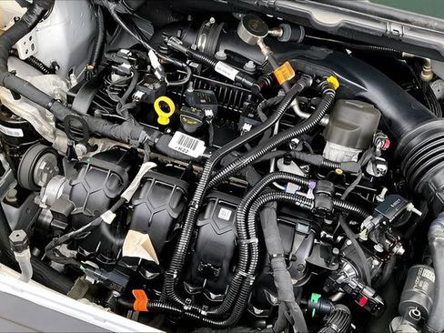 Used 2024 Ford Edge SEL image 24