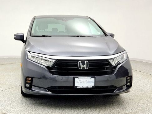 Used 2023 Honda Odyssey EX-L image 2
