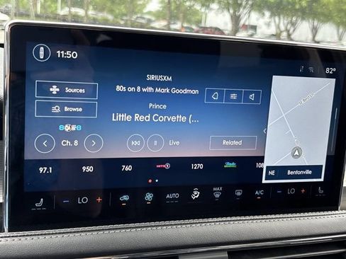 Used 2023 Lincoln Corsair FWD image 14