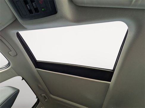 Certified 2024 Nissan Rogue SV w/ SV Premium Package image 27