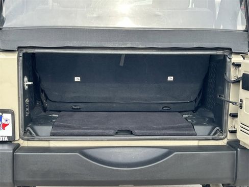 Used 2017 Jeep Wrangler Sport w/ Quick Order Package 24S image 12