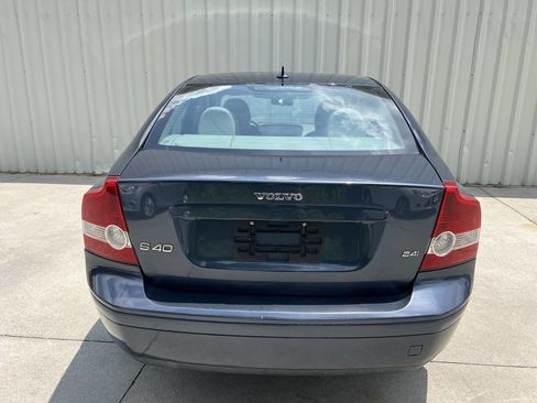 Used 2005 Volvo S40 2.4i image 4