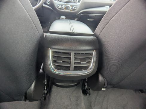 Used 2024 Chevrolet Malibu LT FWD image 15