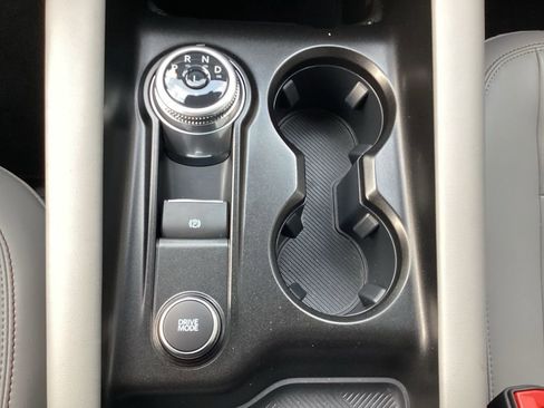 Used 2025 Ford Explorer Active w/ Active Comfort Package image 62