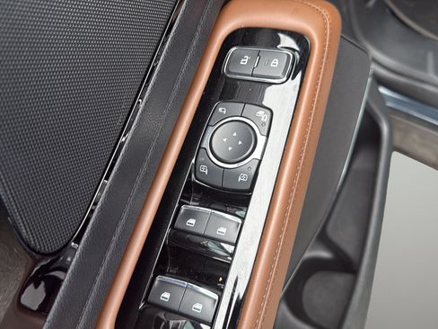 Used 2022 Lincoln Aviator Reserve w/ Equipment Group 201A RWD image 11
