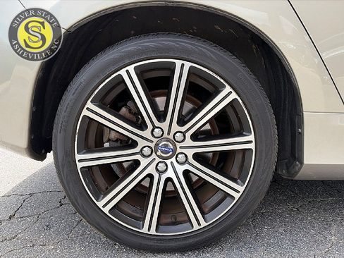 Used 2015 Volvo S60 T6 w/ Convenience Package FWD image 9