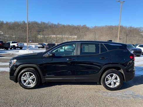 Certified 2023 GMC Terrain SLE image 2