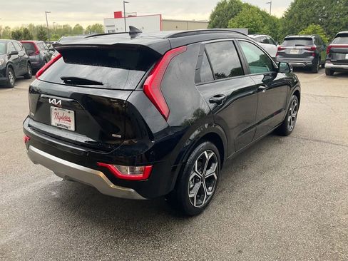 New 2025 Kia Niro EX Touring image 7
