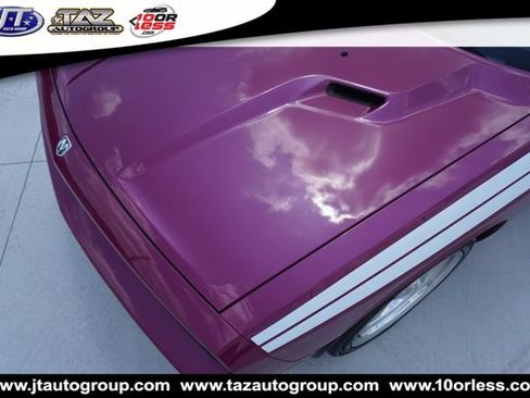 Used 2010 Dodge Challenger R/T RWD image 12