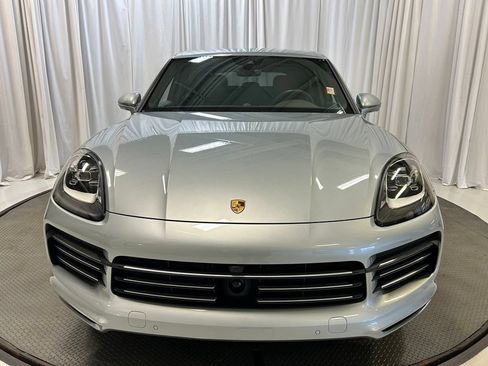 Certified 2020 Porsche Cayenne AWD/4WD image 33