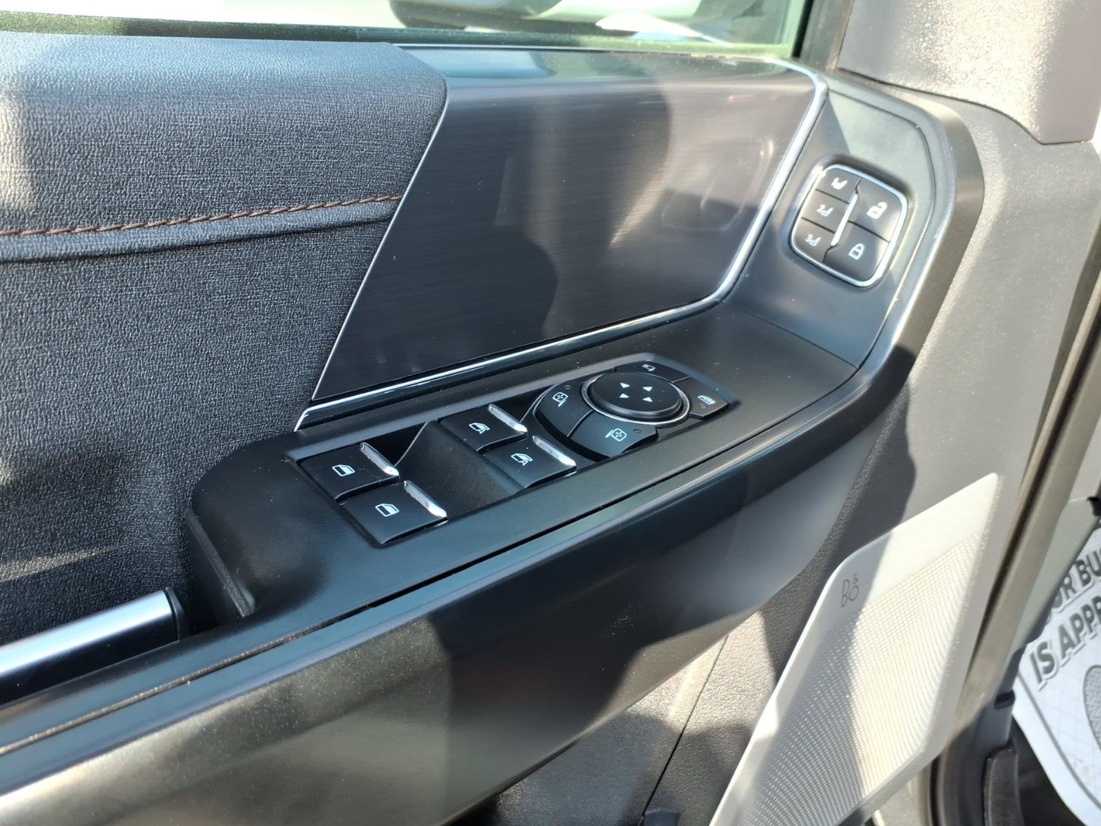 Used 2023 Ford F150 Raptor AWD/4WD image 12