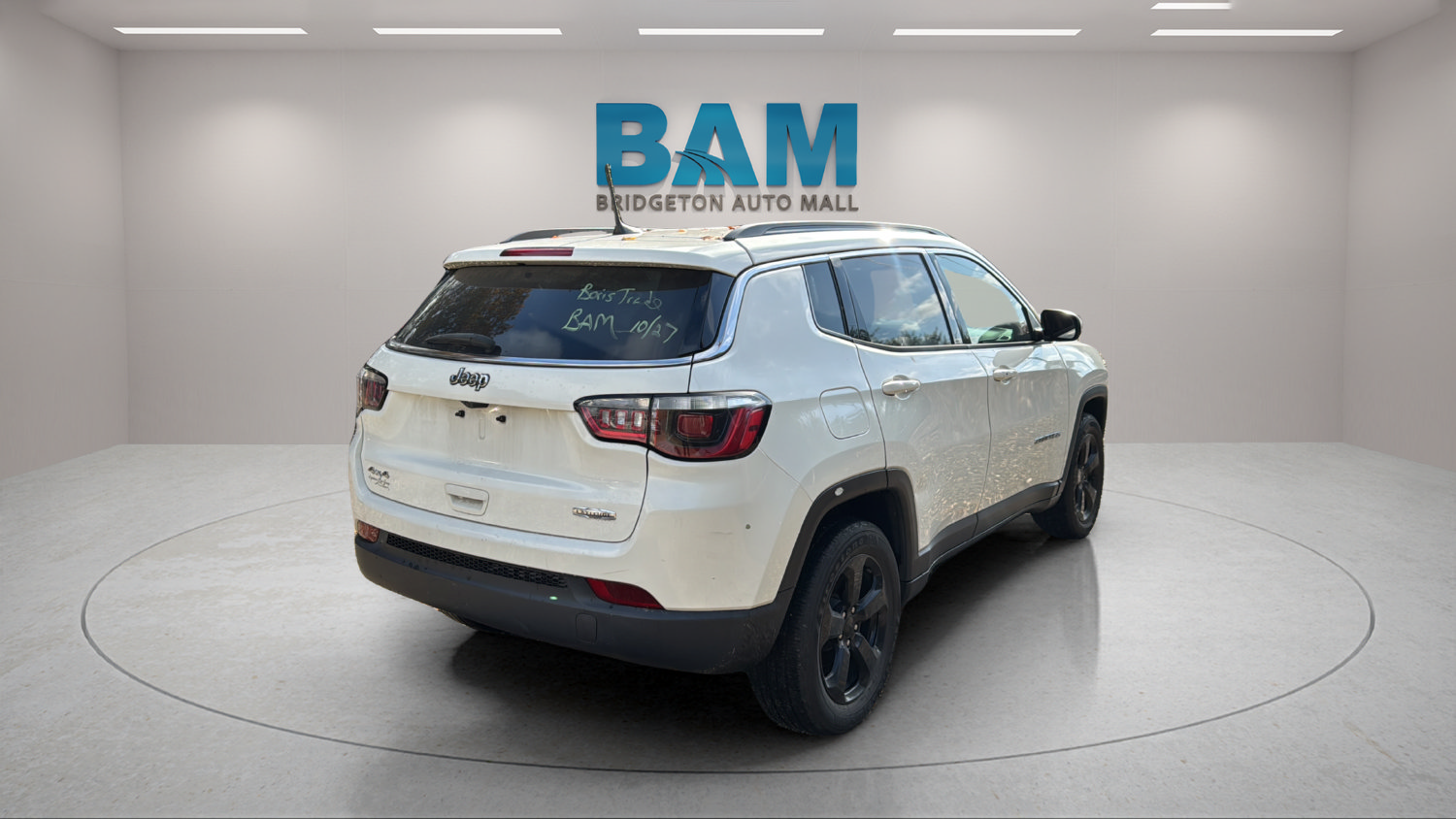 Used 2019 Jeep Compass Latitude w/ Popular Equipment Group AWD/4WD image 7