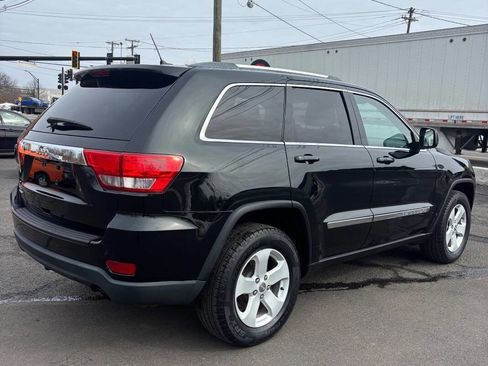 Used 2012 Jeep Grand Cherokee Laredo image 5