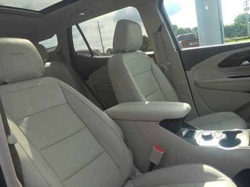 Used 2020 GMC Terrain Denali w/ LPO, Floor Liner Package AWD/4WD image 23