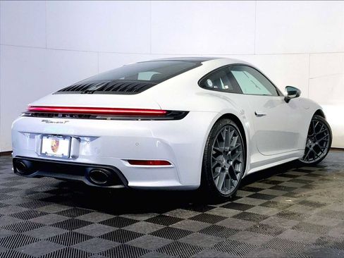 New 2026 Porsche 911 Carrera T image 7