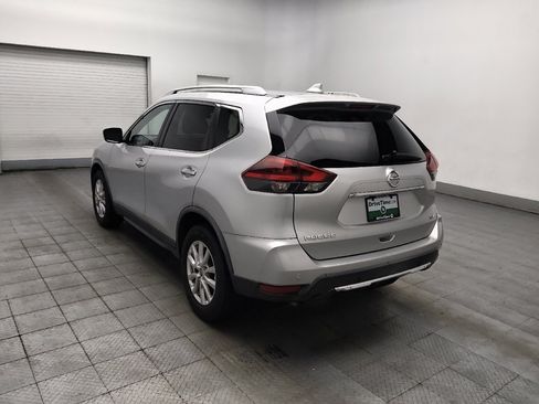 Used 2020 Nissan Rogue SV FWD image 5