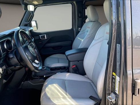 Used 2021 Jeep Gladiator Mojave image 23