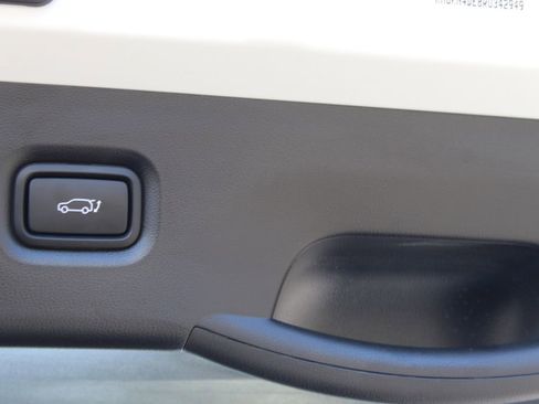 Used 2024 Hyundai Ioniq 5 SEL image 11