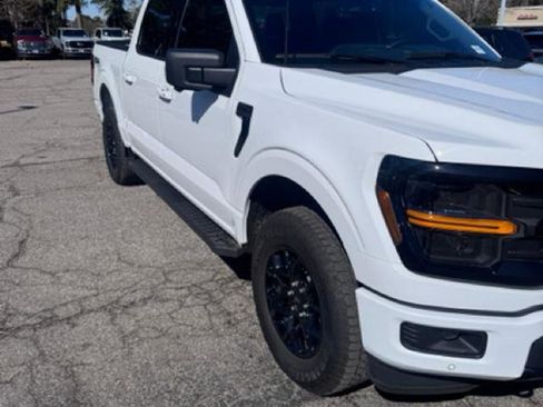 Certified 2022 Ford F150 XLT w/ Equipment Group 302A High image 3