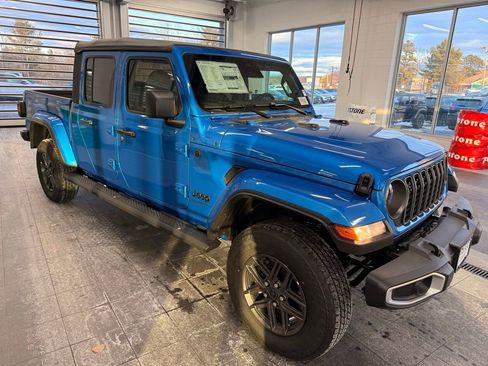 New 2026 Jeep Gladiator Sport S image 1