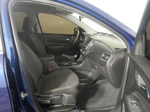 Used 2022 Chevrolet Equinox LT FWD image 30