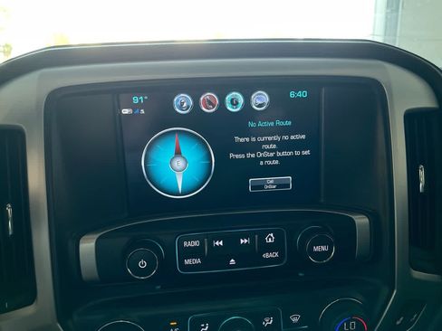 Used 2018 GMC Sierra 1500 SLE w/ Elevation Edition AWD/4WD image 18