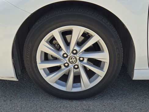 Used 2022 Toyota Camry LE FWD image 11