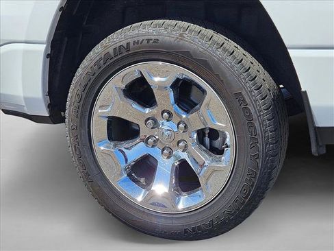 Used 2022 RAM 1500 Big Horn AWD/4WD image 15
