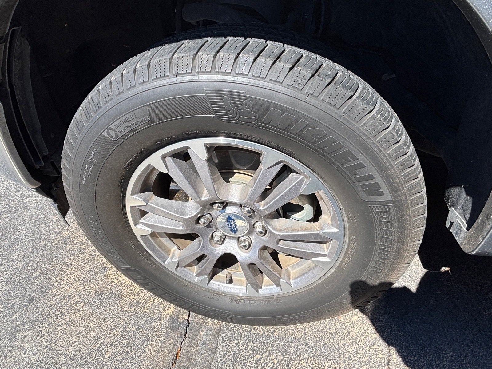Used 2020 Ford F150 Lariat w/ Equipment Group 501A Mid AWD/4WD image 6